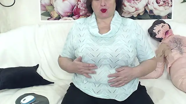 FlaviaSquirts online show from 13, 2, 2025