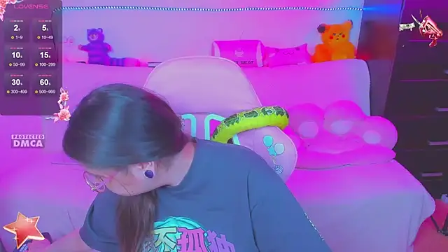 Lolisuccub online show from 15, 2, 2025