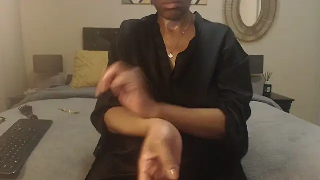 Creamyass22 online show from 18, 7, 2026