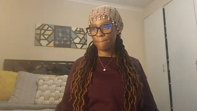 Creamyass22 online show from 25, 7, 2026
