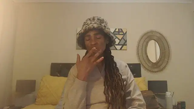 Creamyass22 online show from 31, 7, 2026