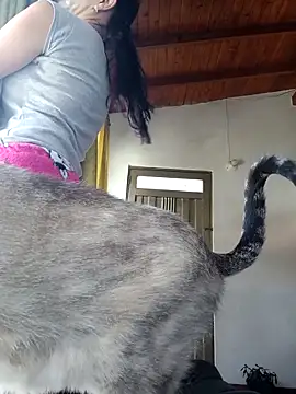 LunaZambrano online show from 13, 9, 2025