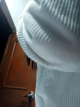 LunaZambrano online show from 4, 12, 2025