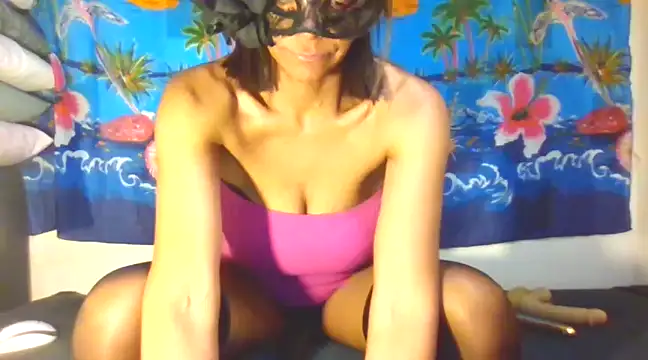 Snapshot of laetitiafun chatting on 5, 3, 2025 laetitiafun online show from 5, 3, 2025