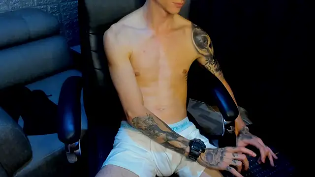 Snapshot of Dmtry6 chatting on 24, 2, 2025 Dmtry6 online show from 24, 2, 2025