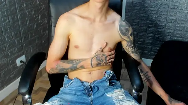 Snapshot of Dmtry6 chatting on 9, 11, 2025 Dmtry6 online show from 9, 11, 2025