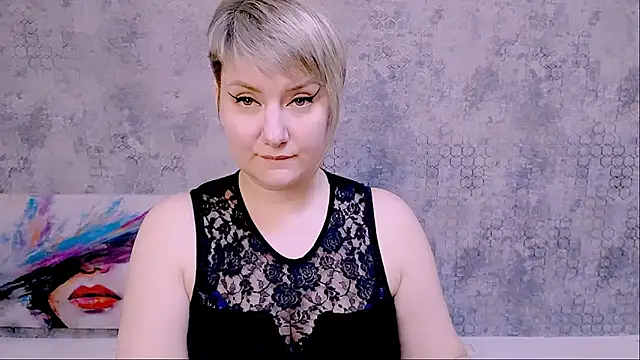 Snapshot of Djullia chatting on 27, 2, 2025 Djullia online show from 27, 2, 2025