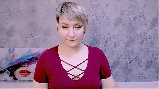 Snapshot of Djullia chatting on 1, 3, 2025 Djullia online show from 1, 3, 2025