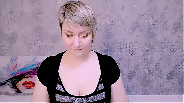 Snapshot of Djullia chatting on 17, 3, 2025 Djullia online show from 17, 3, 2025