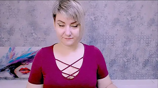 Snapshot of Djullia chatting on 21, 9, 2025 Djullia online show from 21, 9, 2025