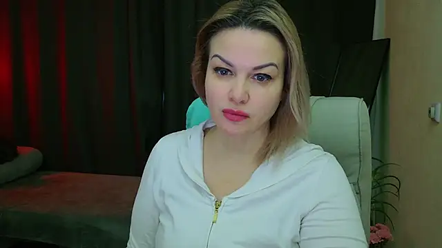 Snapshot of MishaMILF chatting on 17, 3, 2025 MishaMILF online show from 17, 3, 2025