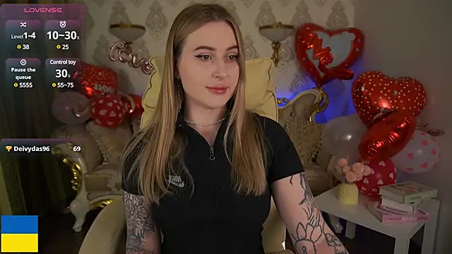 Snapshot of ArolinaNight chatting on 15, 2, 2025 ArolinaNight online show from 15, 2, 2025