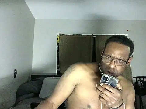 Londonfrotadejr online show from 18, 3, 2025