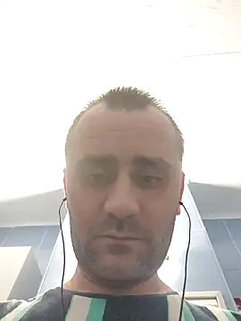 Snapshot of Govora chatting on 1, 3, 2025 Govora online show from 1, 3, 2025