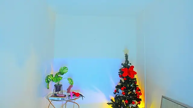 Snapshot of Carlota_peach chatting on 31, 12, 2024 Carlota peach online show from 31, 12, 2024