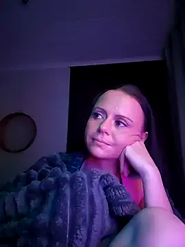 MrsBunnyBum online show from 6, 4, 2026