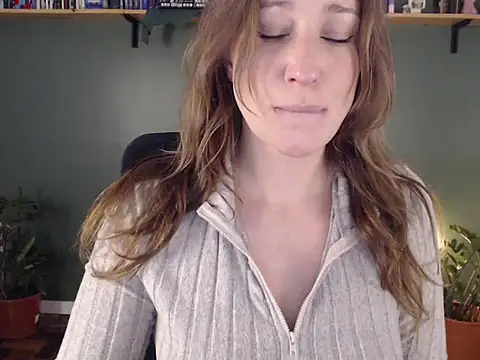 Snapshot of callmedemme chatting on 25, 5, 2026 callmedemme online show from 25, 5, 2026