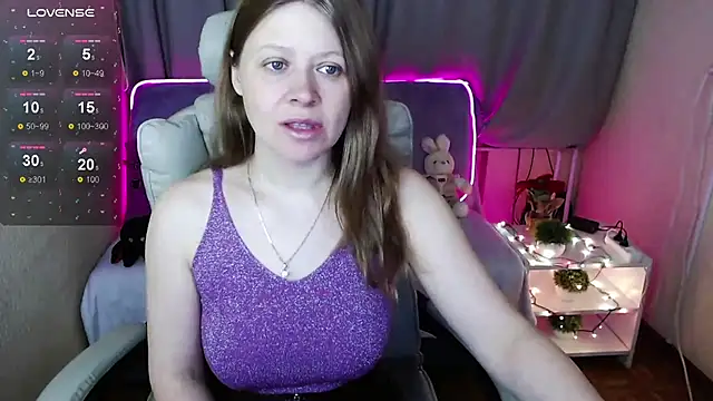 alekasamui online show from 22, 1, 2025