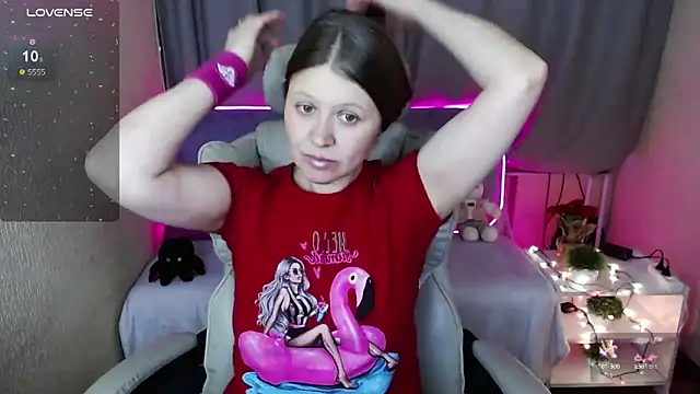 alekasamui online show from 24, 1, 2025