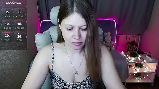 alekasamui online show from 31, 1, 2025