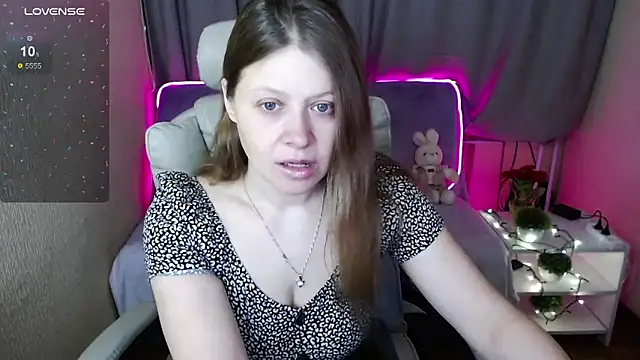 alekasamui online show from 12, 2, 2025