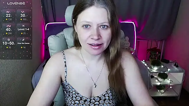 alekasamui online show from 13, 2, 2025