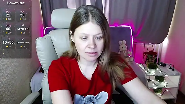 alekasamui online show from 25, 2, 2025