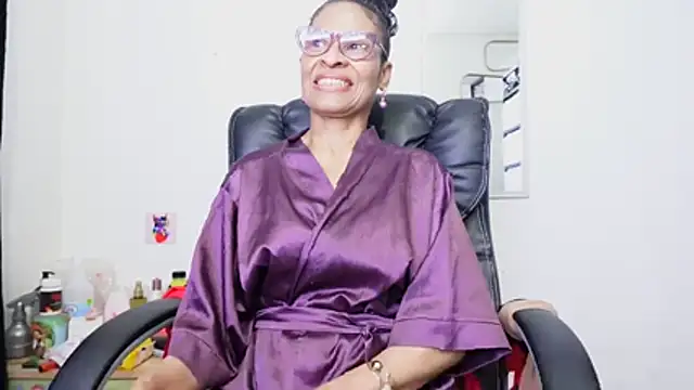 Snapshot of Aries_Mature chatting on 29, 6, 2026 Aries Mature online show from 29, 6, 2026