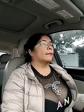   valentina18 online show from 3, 12, 2025