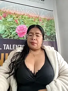   valentina18 online show from 18, 4, 2026