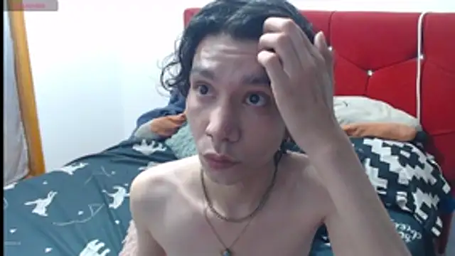 Snapshot of LAICK_01 chatting on 27, 10, 2025 LAICK 01 online show from 27, 10, 2025