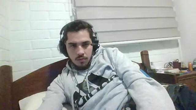 Snapshot of hung_weeb chatting on 7, 12, 2024 hung weeb online show from 7, 12, 2024