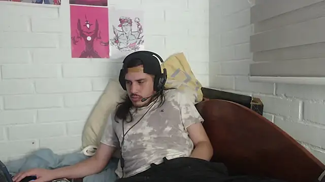 Snapshot of hung_weeb chatting on 12, 2, 2025 hung weeb online show from 12, 2, 2025