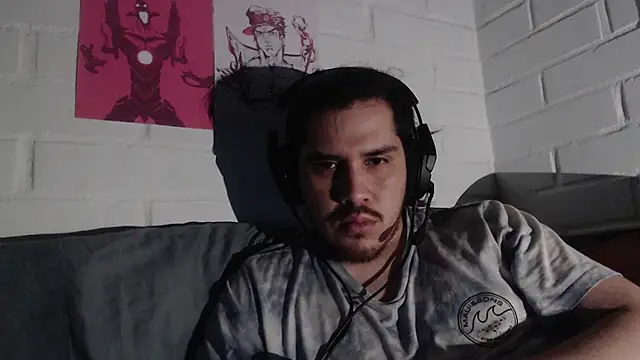 Snapshot of hung_weeb chatting on 29, 9, 2025 hung weeb online show from 29, 9, 2025