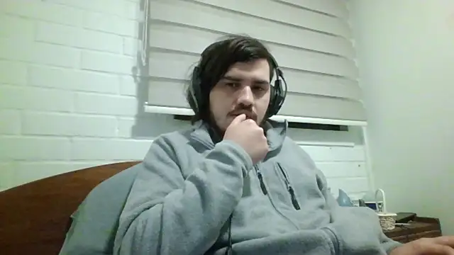 hung weeb online show from 15, 6, 2026