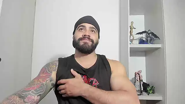 Snapshot of _Coddygold_ chatting on 12, 9, 2025 Coddygold online show from 12, 9, 2025