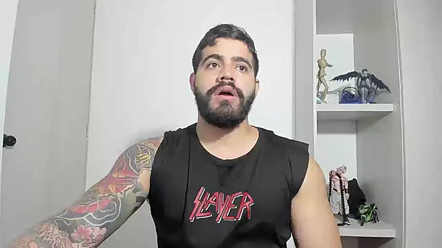 Snapshot of _Coddygold_ chatting on 12, 9, 2025 Coddygold online show from 12, 9, 2025