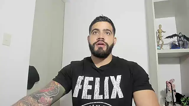 Snapshot of _Coddygold_ chatting on 14, 9, 2025 Coddygold online show from 14, 9, 2025