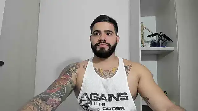 Snapshot of _Coddygold_ chatting on 16, 9, 2025 Coddygold online show from 16, 9, 2025