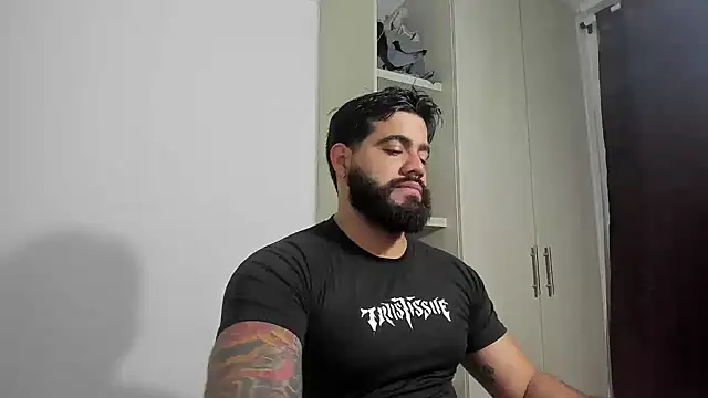 Snapshot of _Coddygold_ chatting on 14, 10, 2025 Coddygold online show from 14, 10, 2025