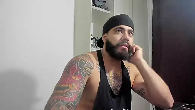 Snapshot of _Coddygold_ chatting on 15, 10, 2025 Coddygold online show from 15, 10, 2025