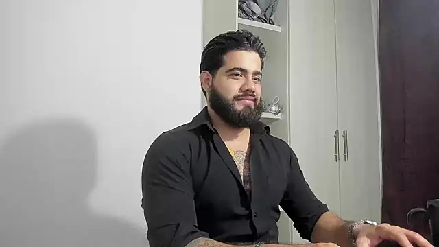 Snapshot of _Coddygold_ chatting on 5, 11, 2025 Coddygold online show from 5, 11, 2025