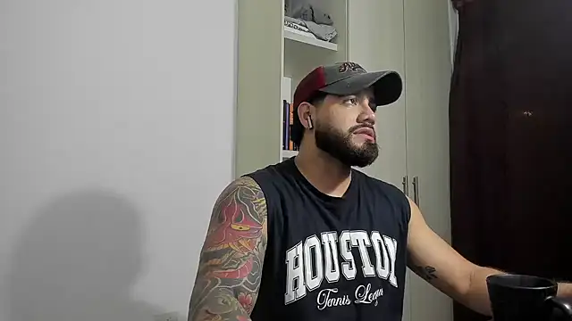 Snapshot of _Coddygold_ chatting on 15, 12, 2025 Coddygold online show from 15, 12, 2025