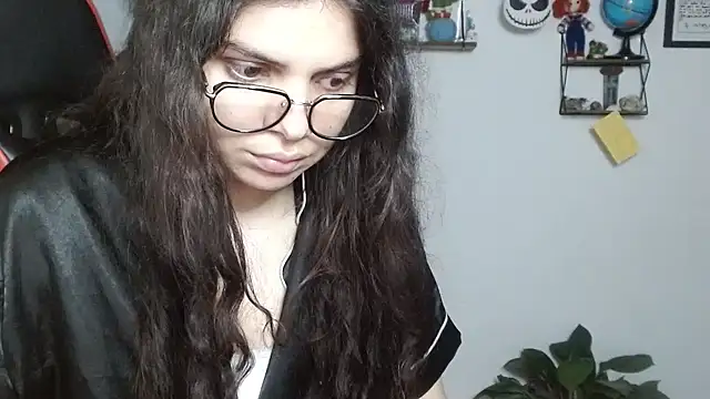 Nikkykora15 online show from 18, 2, 2025