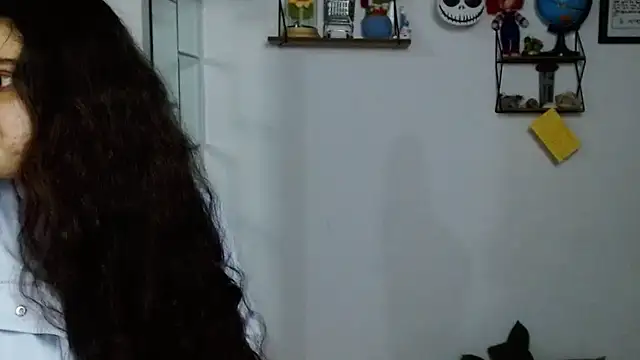 Nikkykora15 online show from 28, 2, 2025