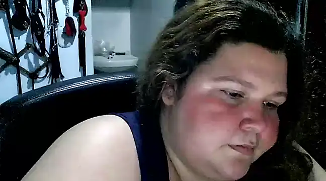 squirt322bbw online show from 11, 2, 2025