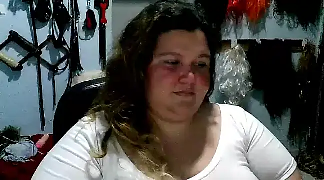 squirt322bbw online show from 13, 2, 2025