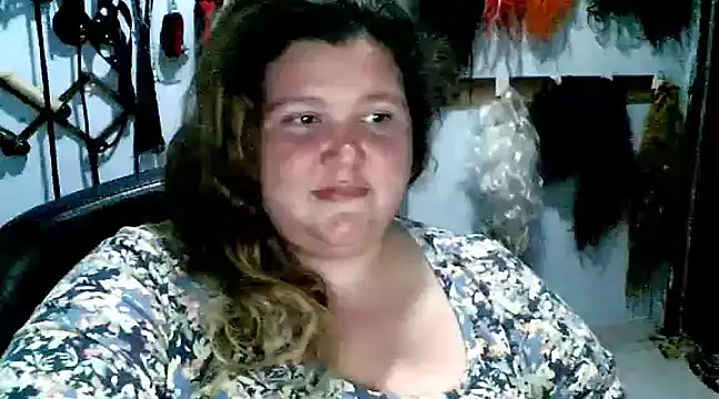 squirt322bbw online show from 2, 3, 2025