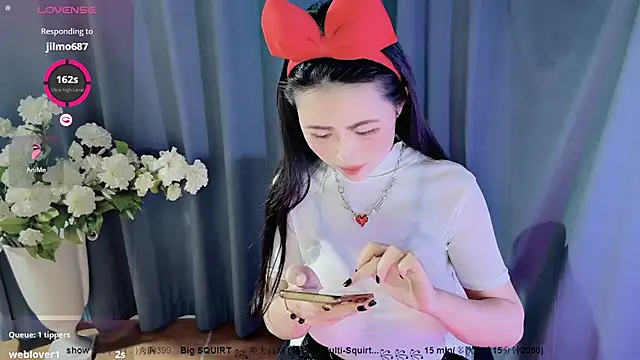 candy-yiyi online show from 25, 12, 2024