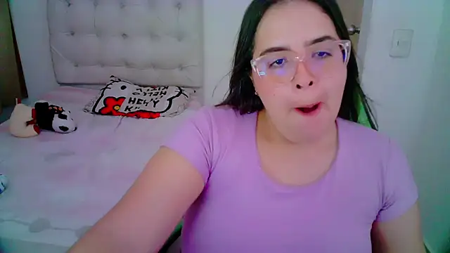 Snapshot of _alicia_z chatting on 27, 12, 2024 alicia z online show from 27, 12, 2024